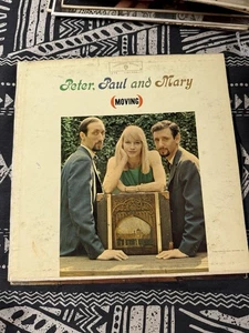 Peter, Paul and Mary : Moving : Vinyl Record: Puff the Magic Dragon - Bild 1 von 2