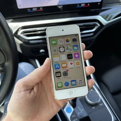 Apple iPod Touch 6th Generation Gold Full Work 16 GB Good Battery Free Shipping - Image 1 of 4