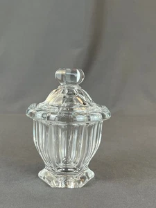 Baccarat Francia Bretaña Cristal Corte 4 1/2” Mostaza Con Tapa: COMO NUEVO - Imagen 1 de 10