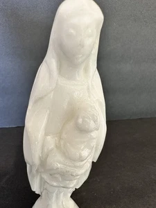 "Estatua de bebé Virgen María de cuarzo blanco roca tallada a mano sosteniendo 7""" - Imagen 1 de 8