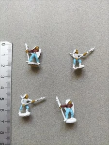 4 x ELF OR DARK ELF PIKEMEN PARTS PAINTED METAL MINIATURE 15MM/ DEMONWORLD M88 - Imagen 1 de 1