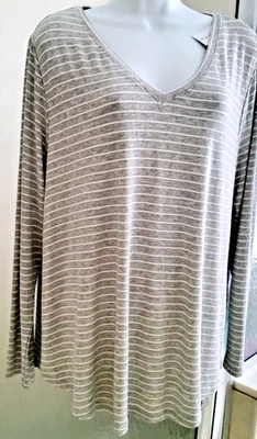 LANE BRYANT TOP CUELLO EN V-TALLA 14/16-GRIS/BLANCO con HILO PLATEADO-MANGA LARGA-*NUEVO Foto 1 de 4