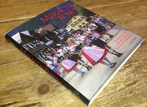 Miracle Town Ted Preis limitierte Auflage 249/500 Autor signiertes Buch Leavenworth WA - Bild 1 von 3