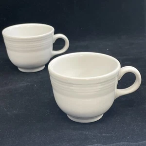 2 tazas de té planas blancas Fiesta Homer Laughlin Homer Laughlin EE. UU. Fiestaware 8 oz. - Imagen 1 de 16