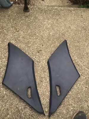 Cinto de segurança traseiro azul MERCEDES W123 COUPE 300CD acabamento painel pilar *precisa de reparo* - Imagem 1 de 4