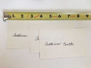 VTG Autograph Signed Signature Index Card Author CATHERINE COULTER