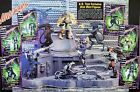 1999 KB Toys ALIENS: HIVE WARS Action Figures  = 2pg TRADE Print AD 17 X 11