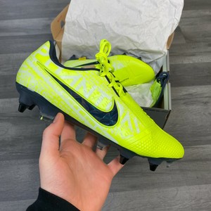 nike boots yellow