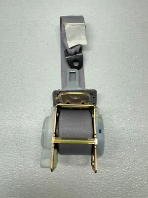 Toyota Avalon 2000 2004 cinturón de seguridad trasero izquierdo lado del conductor retractor bronceado OEM 242131 Foto 1 de 4