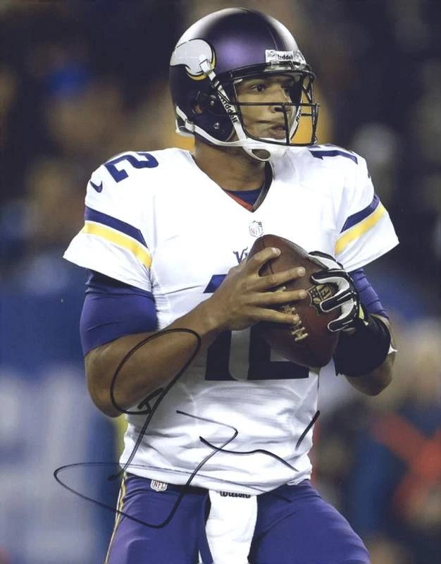 Foto firmada por Josh Freeman de fútbol americano NFL 8x10 con certificado autografiado (A0651 Foto 1 de 2