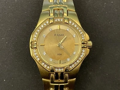 Ladies Gold-Plated Pulsar Watch with Swarovski crystals VX51-X416 New Battery - Image 1 of 4
