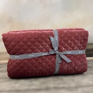 West Elm Lush Velvel Mini Bias Box Stitch Quilt Full/Queen Ruby Red Quilted Read - Picture 1 of 8