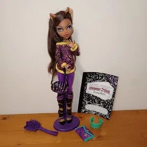 Mattel - Monster High Schools Out 2nd Wave Clawdeen Wolf Doll complete doll - Imagen 1 de 6