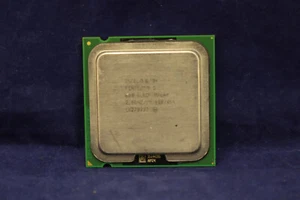 Intel Pentium Dual Core 820 2M 800 05A 2.8ghz Desktop Computer Processor - Picture 1 of 4