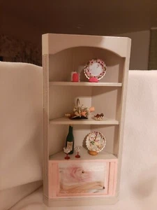 Miniature Dollhouse Furniture lot Wood corner shelf beige/pink full accessories - Picture 1 of 8