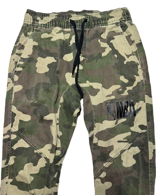 Pantalones Jogger Oficiales NBA Para Hombres Camuflaje Cremallera Puño Pequeños Algodón Usados en Excelente Condición Foto 1 de 4