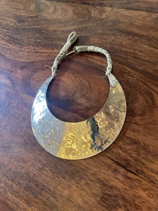 Vintage Hammered Crescent Silver Tone Bib Statement Necklace 15.5"-17" length - Picture 1 of 3