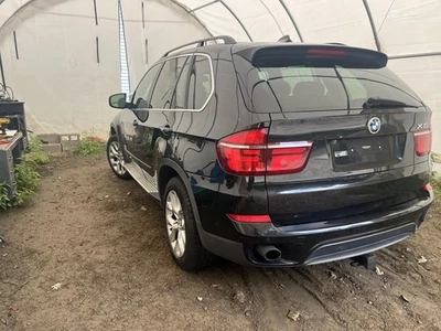 Conjunto de filtro de aire usado se adapta a: BMW X5 xDrive35i 2013 3,0 L turbo grado A Foto 1 de 4