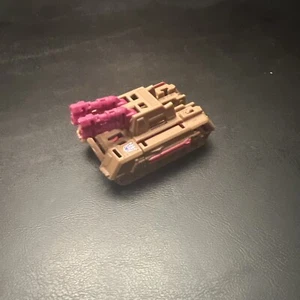 Transformers Generations Titans Return Skytread Tank T11 - Picture 1 of 3