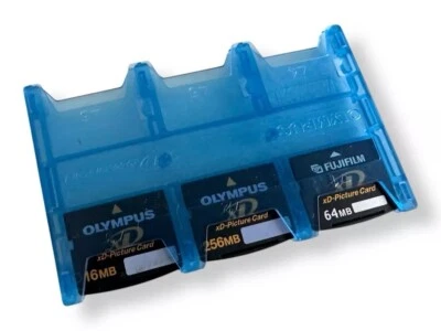 3 x OLYMPUS xD Picture Cards 256mb, 16mb & 64mb With Card Holder tested working - Image 1 of 4