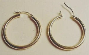 New 14kt Gold Thick Hoop Earrings 30mm (1 1/4") - Picture 1 of 2