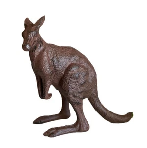 Mr Gecko Cast Iron Kangaroo Handcrafted Antique Rust Indoor/Outdoor Decor Statue - Picture 1 of 3