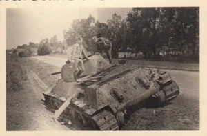 Foto privada Wehrmacht WK2 WW2 tanque Dubno Ucrania Дубно - Imagen 1 de 2