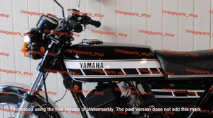 Tanque de gasolina de acero pintado negro apto para Yamaha RD250 RD400 modelo 1976-1977 - Imagen 1 de 10
