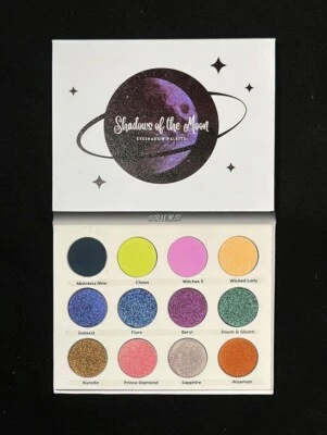 Eyeshadow Palette Multichrome Duochrome Holographic Shimmer Anime Inspired  - Image 1 of 4