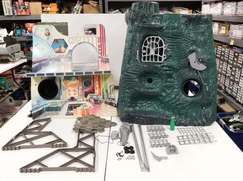 The Hyve Playset 1984 Sectaurs Coleco Vintage Action Figure Playset Cover