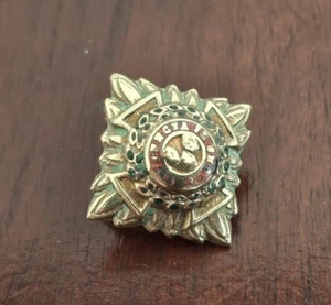 Military Badge Tria Juncta in Uno Brass WW2 Vintage Collectable Lugs - Picture 1 of 3