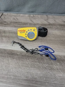 Sony SRF-M78 AM/FM Sports Walkman Radio with Armband And Earbuds - Picture 1 of 8