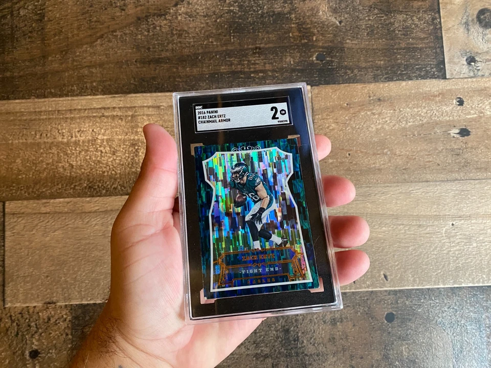 Zach Ertz Panini Card 2016 SGC GD 2 Philadelphia Eagles Chainmail Armor 182 NFL - Image 1 of 4
