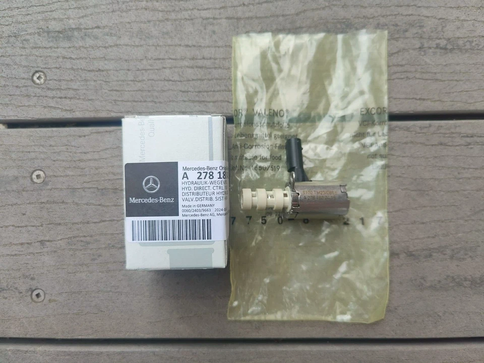 New Genuine Oil Pump Solenoid for Mercedes Benz M274 2.0L Petrol A2781800415 - Image 1 of 2