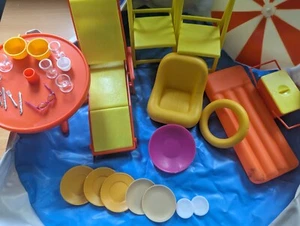 Vintage 1980’s Barbie Pool Patio Set Food Geschirr 31 Teile - Bild 1 von 14