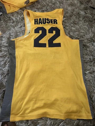 Jordan Marquette Golden Eagles BASKETBALL JERSEY NCAA Men’s BIG EAST (HAUSER) 22 Cover