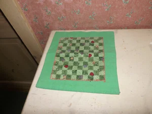 Nostalgie Teppich-Kinderzimmer-Kaufladen-Puppenhaus-Puppenstube-1:12 - Picture 1 of 1