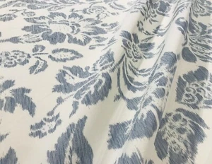 TELA CON IMPRESIÓN DE ALGODÓN DE LINO FLORAL RALPH LAUREN PACIFIC ""OLEANDER IKAT"" VINING - Imagen 1 de 3