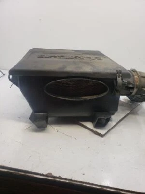 Used Air Cleaner Assembly fits: 2009 Mercury Mariner 3.0 Grade A - Image 1 of 4