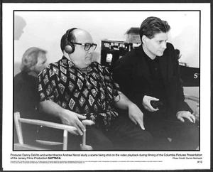Foto promocional original de ciencia ficción de Gattaca 1997 de Danny DeVito Andrew Niccol - Imagen 1 de 1