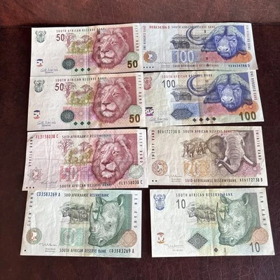 South African Reserve Bank Lot Of 8 Banknotes 390 Rand - Image 1 of 4