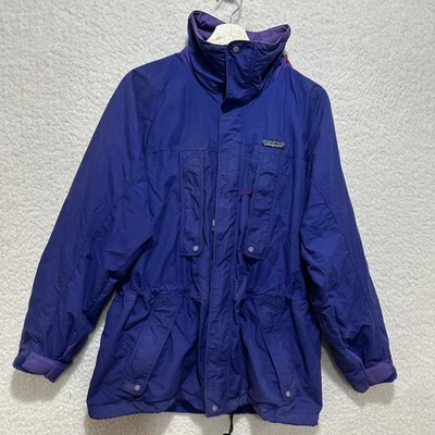 Jaqueta de chuva vintage Patagonia roxa corta-vento forrada com capuz tamanho adulto P - Imagem 1 de 4