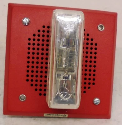 WHEELOCK WALL FIRE ALARM SPEAKER STROBE, E-70-LSM-24, 25/70 VRMS - Image 1 of 4