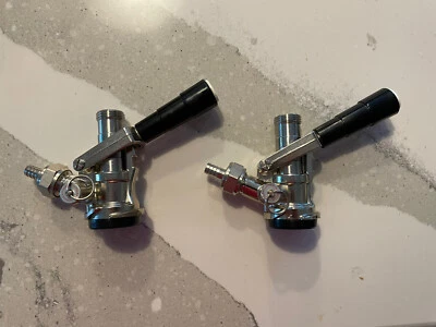 Sistema D acoplador de barril Kegco KC KT85D-L - Juego de dos (2) Foto 1 de 4