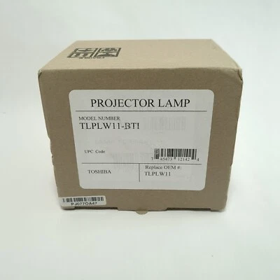 Unidad de lámpara para proyector TOSHIBA TLPLW11-BTI - NUEVA EN CAJA - PRECIO DE VENTA SUGERIDO POR EL FABRICANTE $140 Foto 1 de 4