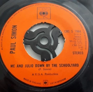 Me & Julio Down By The School Yard - Paul Simon 7" Vinyl Single In VGC - Picture 1 of 2