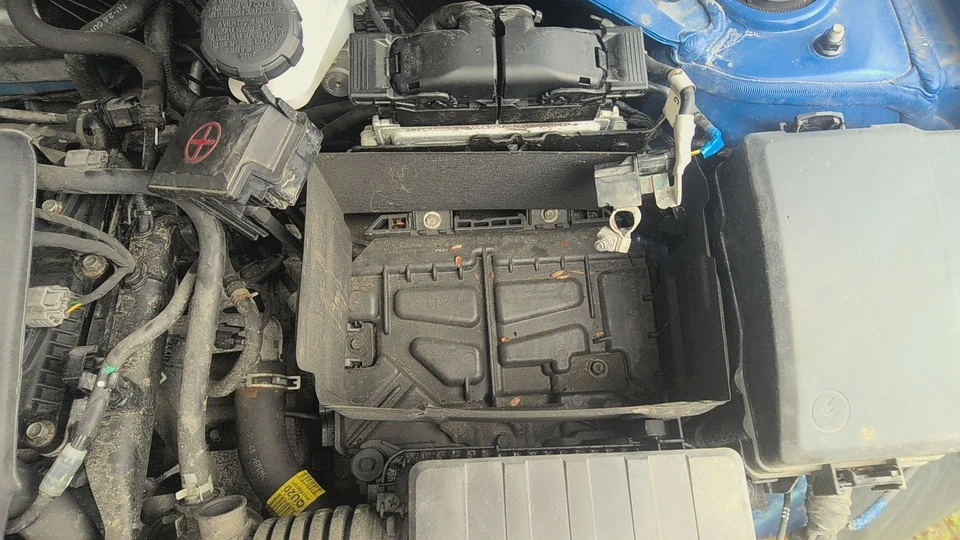 Battery Tray 21 KIA SELTOS - Image 1 of 1