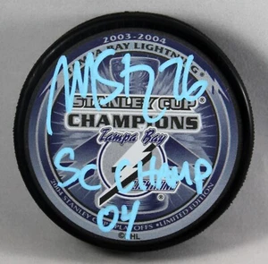 MARTIN ST. LOUIS SIGNED TAMPA BAY LIGHTNING 2004 STANLEY CUP PUCK HOF +BAS COA - Picture 1 of 2