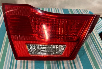 Luz trasera interior izquierda lado conductor Kia Optima 2009-10 con bombillas OEM envío gratuito B15 Foto 1 de 4