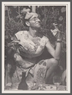 Cross-dressing Handsome man smoking cigarette Drag Queer original photo Gay Int - Image 1 of 3